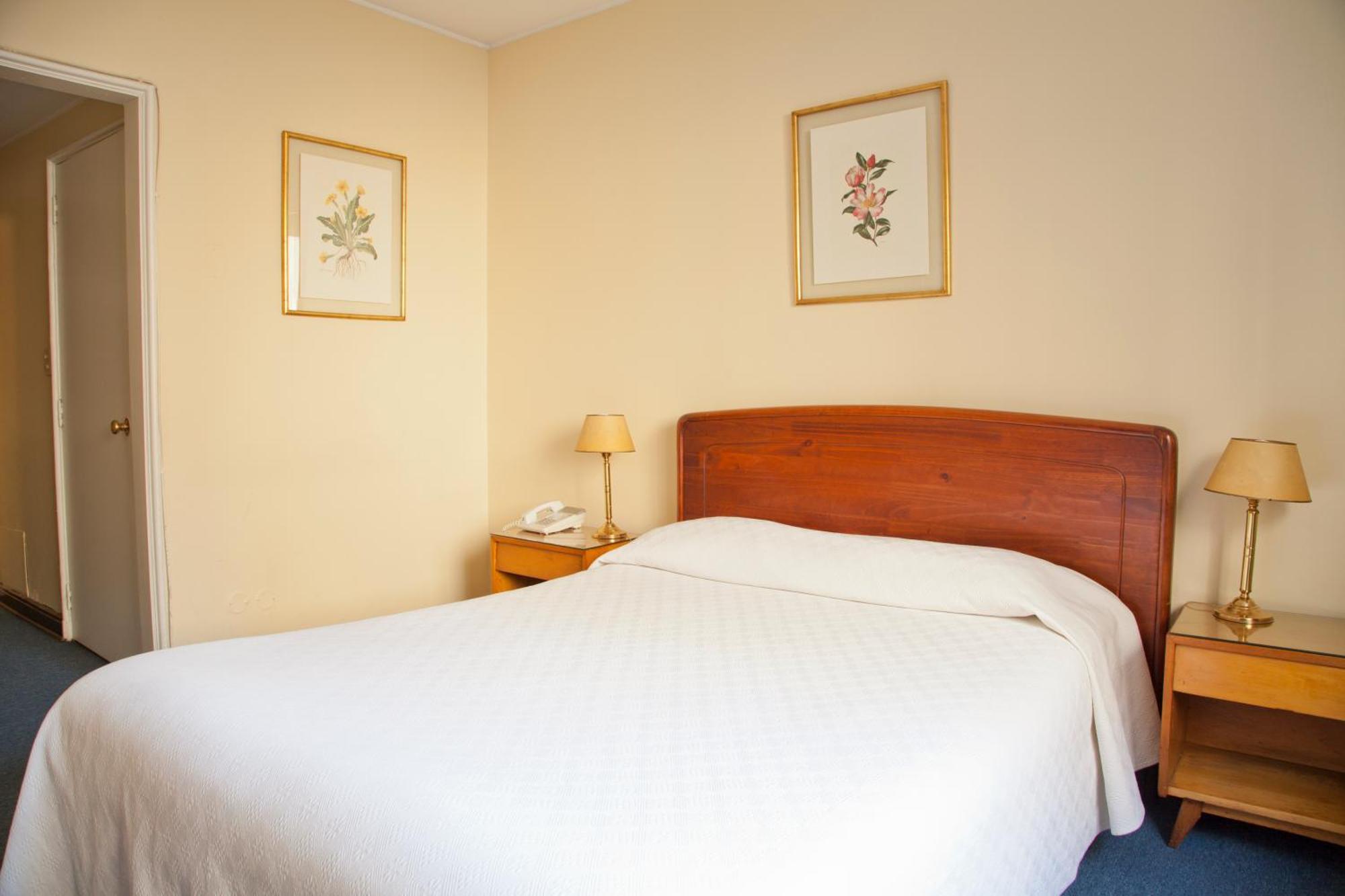Standard Double Room,1283618824:JPEG