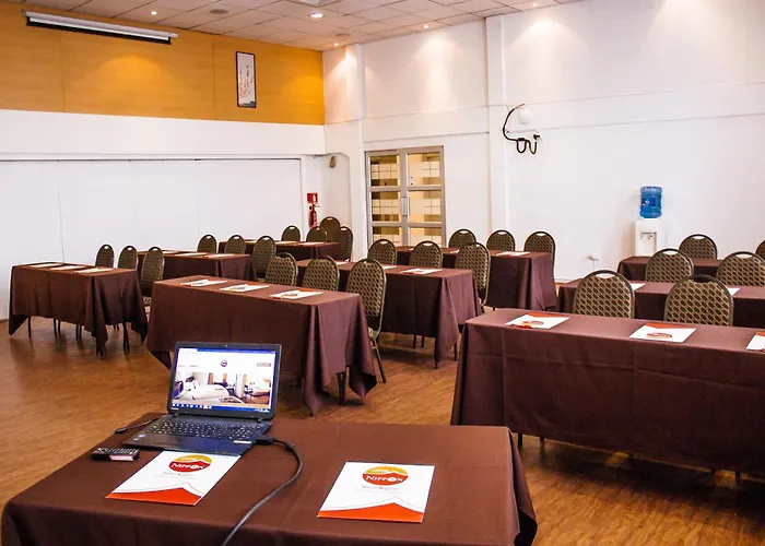 Hotel Nippon y Centro de Eventos